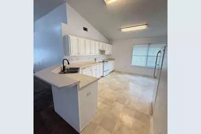 1022 Freeport Court, Mary Esther, FL 32569 - Photo 8