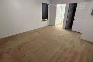 1022 Freeport Ct, Mary Esther, FL 32569 - Photo 2