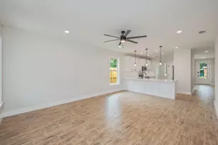 499 Apache St, Fort Walton Beach, FL 32547 - Photo 10