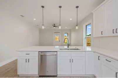 499 Apache Street, Fort Walton Beach, FL 32547 - Photo 16