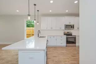 499 Apache St, Fort Walton Beach, FL 32547 - Photo 12