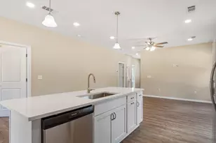 320 Woodlands Blvd, Defuniak Springs, FL 32433 - Photo 10