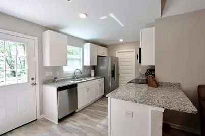 102 Windsor Drive, Crestview, FL 32539 - Photo 12