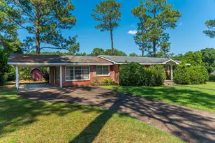 73 Oaklawn Square, Defuniak Springs, FL 32435 - Photo 2