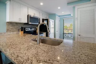 11347 Front Beach Rd, Panama City Beach, FL 32407 - Photo 6