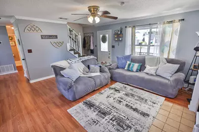 410 Woodland Park Circle, Mary Esther, FL 32569 - Photo 6