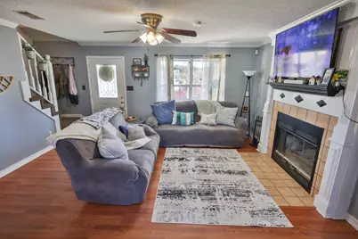 410 Woodland Park Circle, Mary Esther, FL 32569 - Photo 4