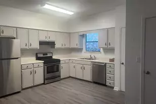 205 Marquette St, Niceville, FL 32578 - Photo 10