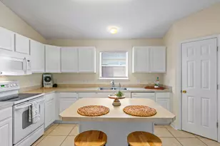 6359 Heronwalk Dr, Gulf Breeze, FL 32563 - Photo 10