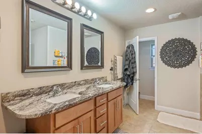 4675 Chanteuse Parkway, Crestview, FL 32539 - Photo 28