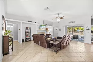 1896 Sundown Dr, Navarre, FL 32566 - Photo 6