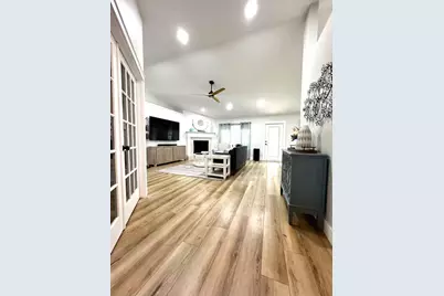 6977 Flintwood St Street, Navarre, FL 32566 - Photo 2