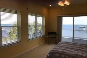 4881 Soundside Dr, Gulf Breeze, FL 32563 - Photo 6