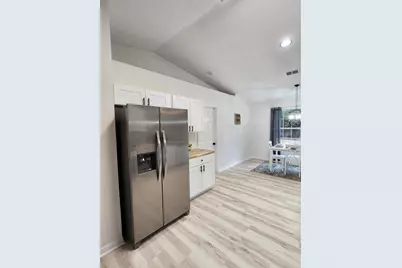 7271 Mossy Oaks Drive, Navarre, FL 32566 - Photo 12