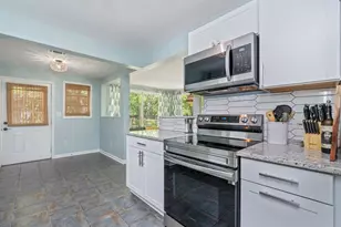 226 NE Bradley Dr NE, Fort Walton Beach, FL 32547 - Photo 6