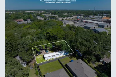 765 Pinecrest Lane, Fort Walton Beach, FL 32547 - Photo 2