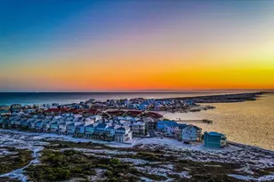 1487 Seaside Cir, Navarre, FL 32566 - Photo 58