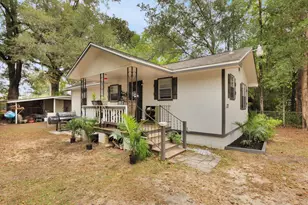 227 Third Ave, Crestview, FL 32536 - Photo 2