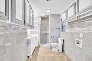 211 Holland Dr, Defuniak Springs, FL 32433 - Photo 16