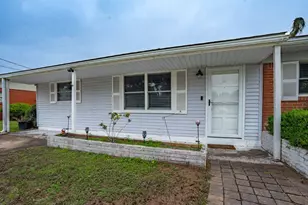 228 NW Watson Dr NW, Fort Walton Beach, FL 32548 - Photo 2