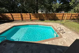 300 Plymouth Ave, Fort Walton Beach, FL 32547 - Photo 16