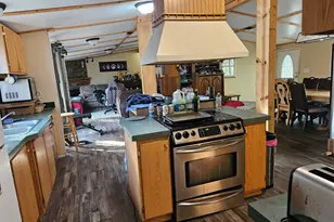 607 Hewett Rd, Defuniak Springs, FL 32435 - Photo 8