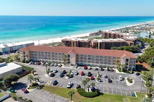 2076 Scenic Gulf Dr, Miramar Beach, FL 32550 - Photo 38