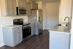 199 Ridgeway Cir, Crestview, FL 32536 - Photo 6