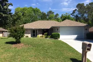 213 Hillside Dr, Niceville, FL 32578 - Photo 1