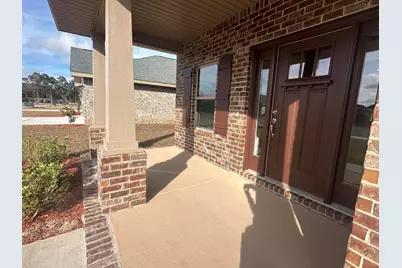 193 Ridgeway Circle, Crestview, FL 32536 - Photo 2