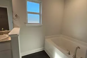 6127 Buckshot Dr, Crestview, FL 32539 - Photo 14