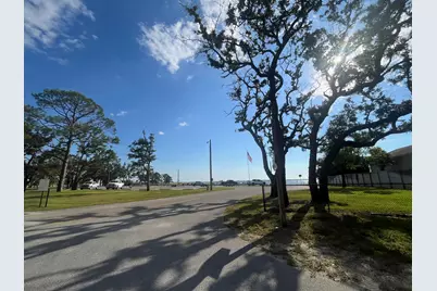 75 Hankins Road, Freeport, FL 32439 - Photo 12