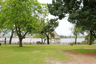 154 Brooks St, Fort Walton Beach, FL 32548 - Photo 16