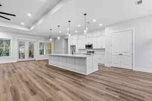 7179 Freedom Ct, Navarre, FL 32566 - Photo 4