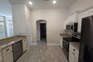 6846 Leisure St St, Navarre, FL 32566 - Photo 4