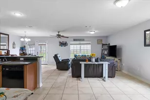 291 Dahlquist Dr, Crestview, FL 32539 - Photo 4