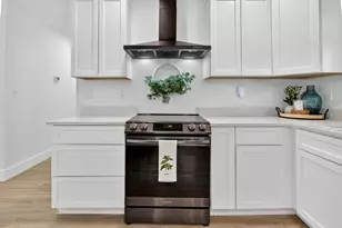 4734 Haybarn Rd, Holt, FL 32564 - Photo 16