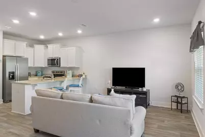 1518 Farragut Way, Pensacola, FL 32534 - Photo 6