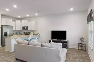 1518 Farragut Way, Pensacola, FL 32534 - Photo 6