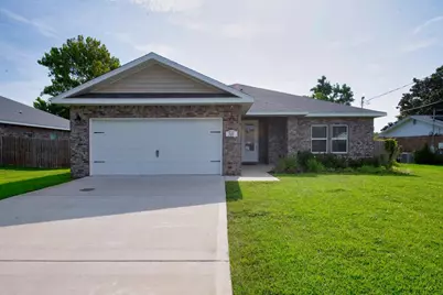 311 Woodland Avenue, Mary Esther, FL 32569 - Photo 1