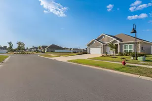 451 Eagle Lake Wy, Panama City, FL 32404 - Photo 2