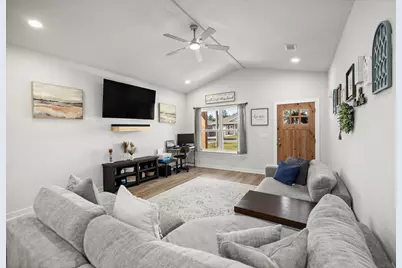 2882 N 25th Avenue N, Milton, FL 32583 - Photo 8