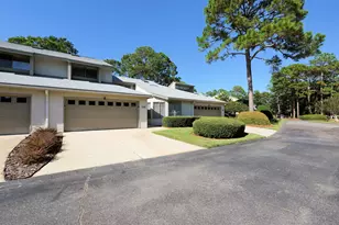1208 Oakmont Dr, Niceville, FL 32578 - Photo 2