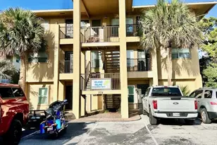 374 Bluefish Dr, Fort Walton Beach, FL 32548 - Photo 1