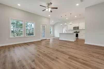 106 Huron Trail, Crestview, FL 32536 - Photo 8