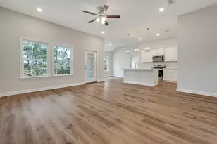 106 Huron Trail, Crestview, FL 32536 - Photo 8