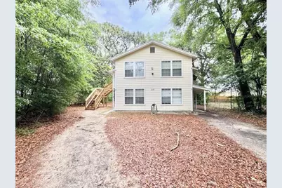 228 Chicago Avenue #4, Valparaiso, FL 32580 - Photo 1