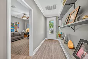 61b 6th St, Shalimar, FL 32579 - Photo 4