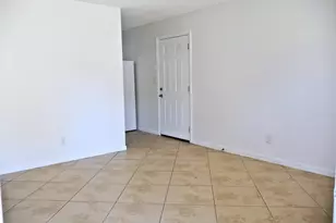 22 Overstreet Dr, Mary Esther, FL 32569 - Photo 2