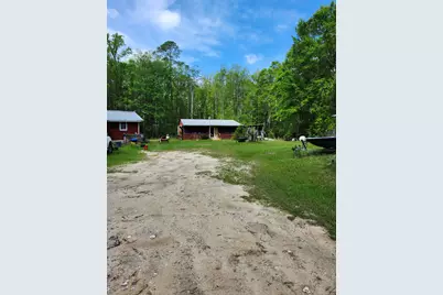 402 Smokehouse Lake Road, Ponce de Leon, FL 32455 - Photo 1